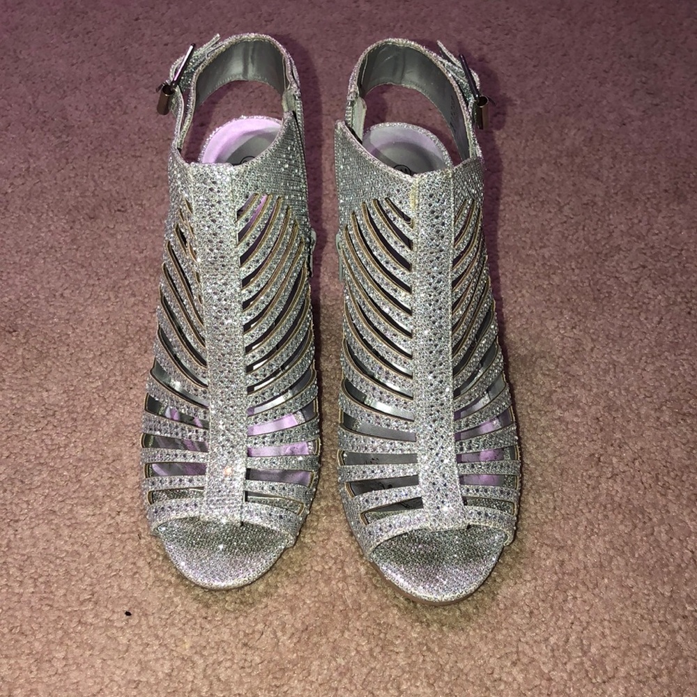 Silver Hot Tomato heels.